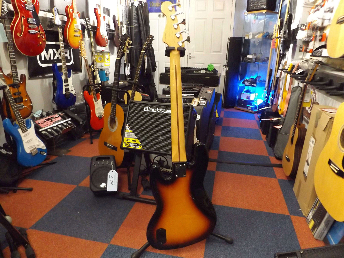 Fender DLX V Active Jazz Bass 3TSB