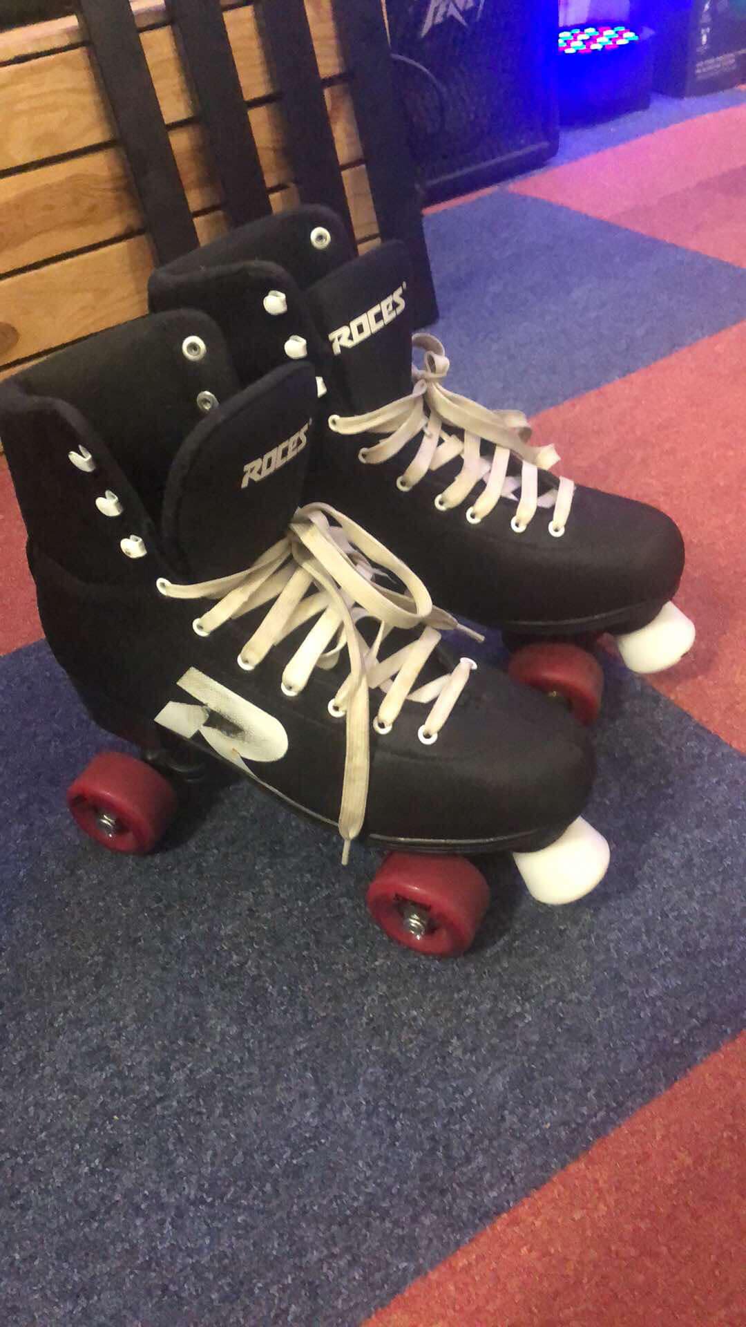 Roces Rollerskates