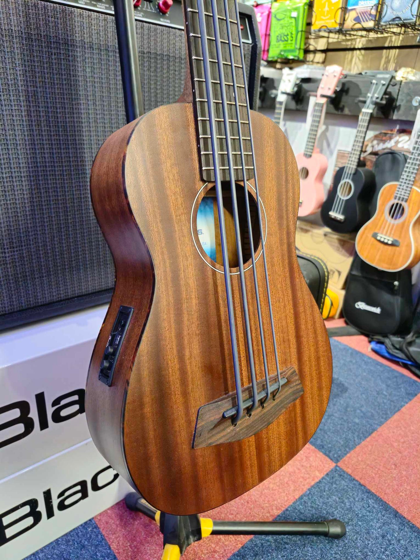 Kala U-Bass SMHG-FS All Solid Mahogany Electro w/ Case (pre-owned)