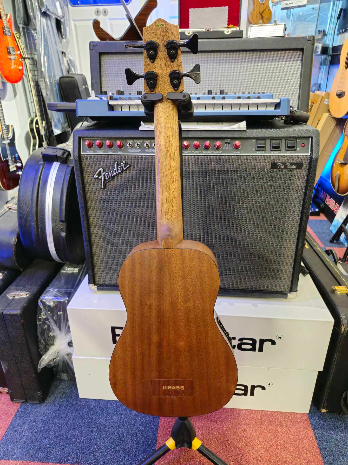 Kala U-Bass SMHG-FS All Solid Mahogany Electro w/ Case (pre-owned)