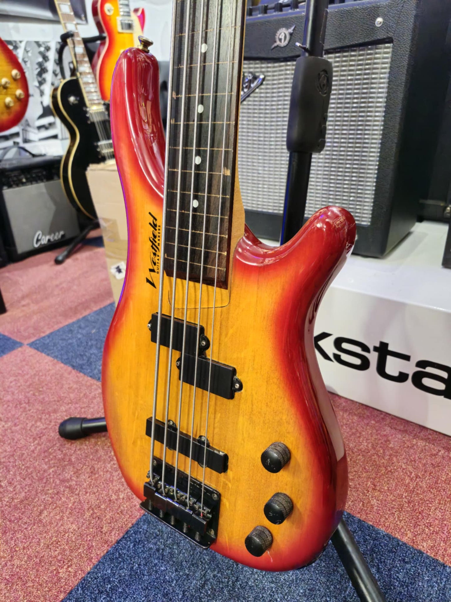 Westfield 5 String Fretless Bass (Pre-owned)