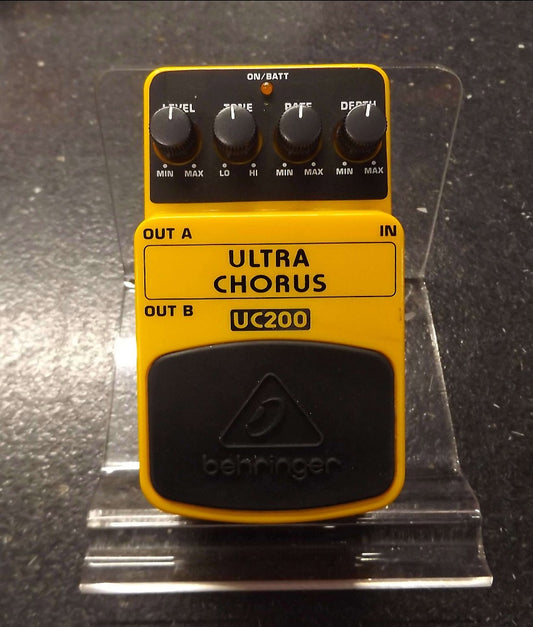 Behringer Ultra Chorus Pedal (Pre-owned)