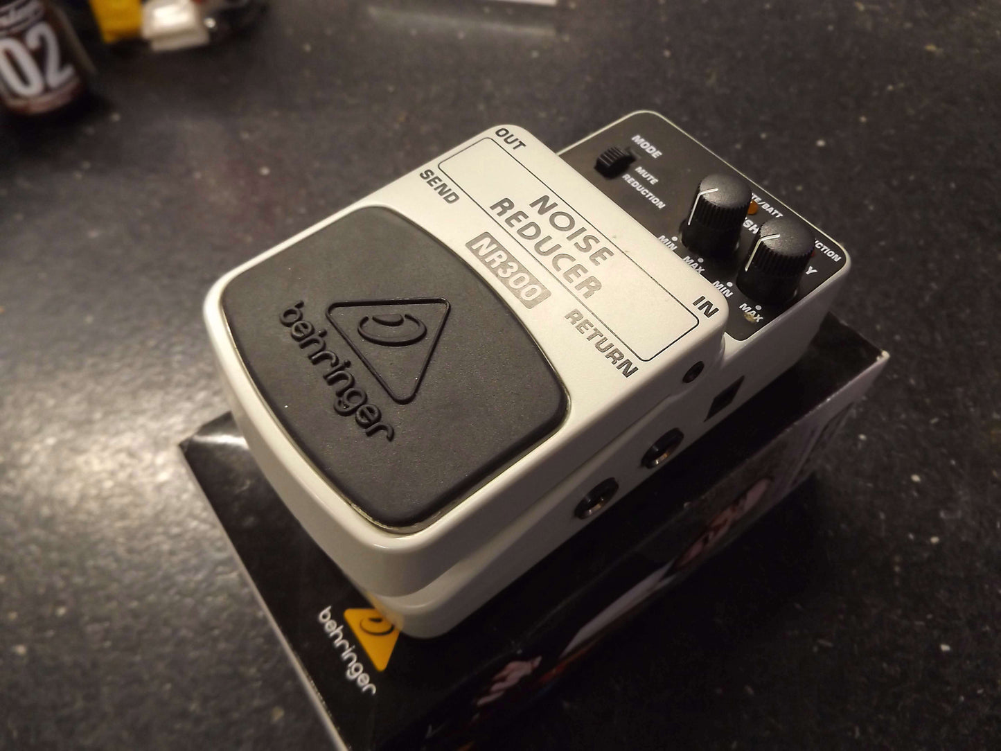 Behringer NR300 Noise Gate Pedal (Pre-owned)