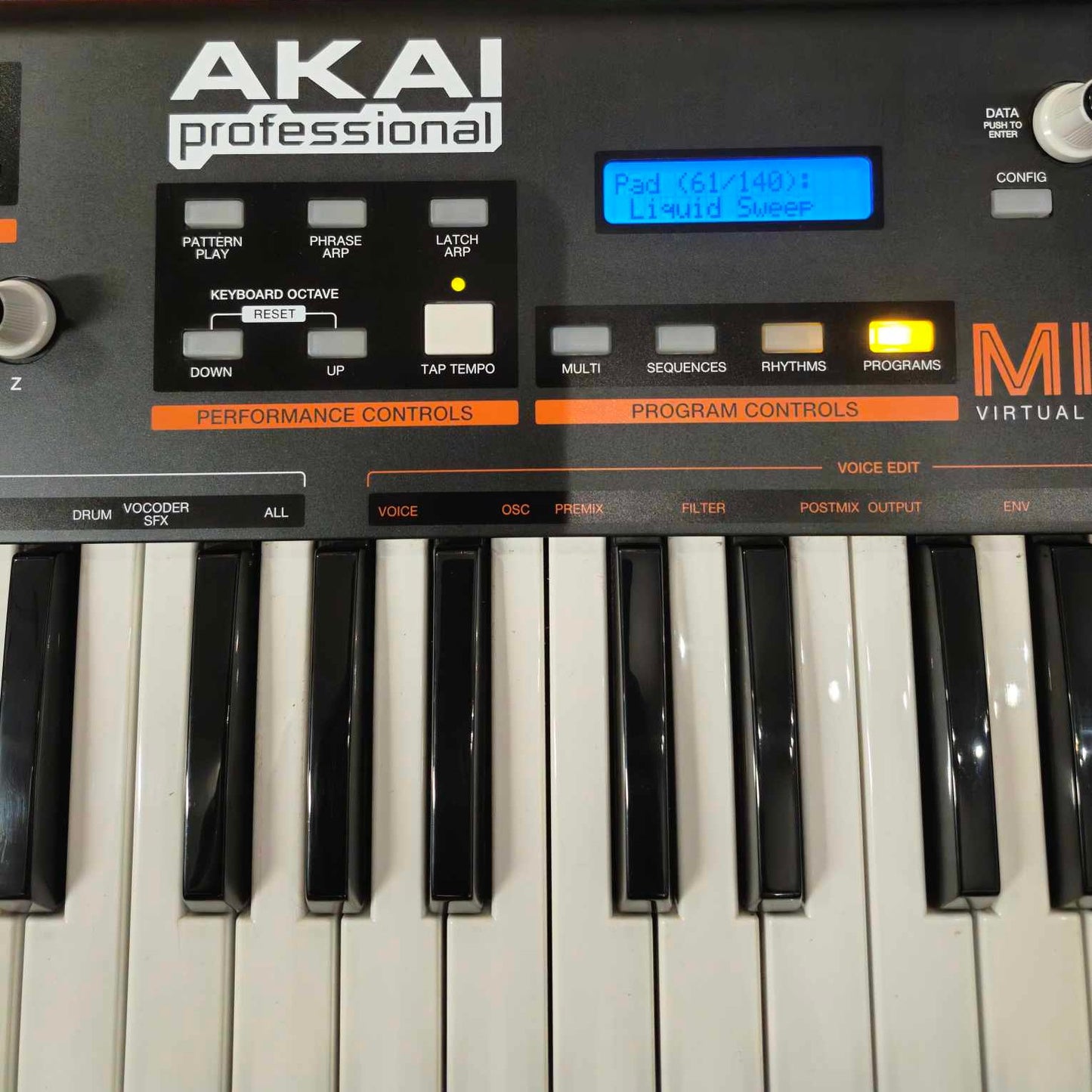 Akai MINIAK Virtual Analog Synthesizer (Pre-owned)