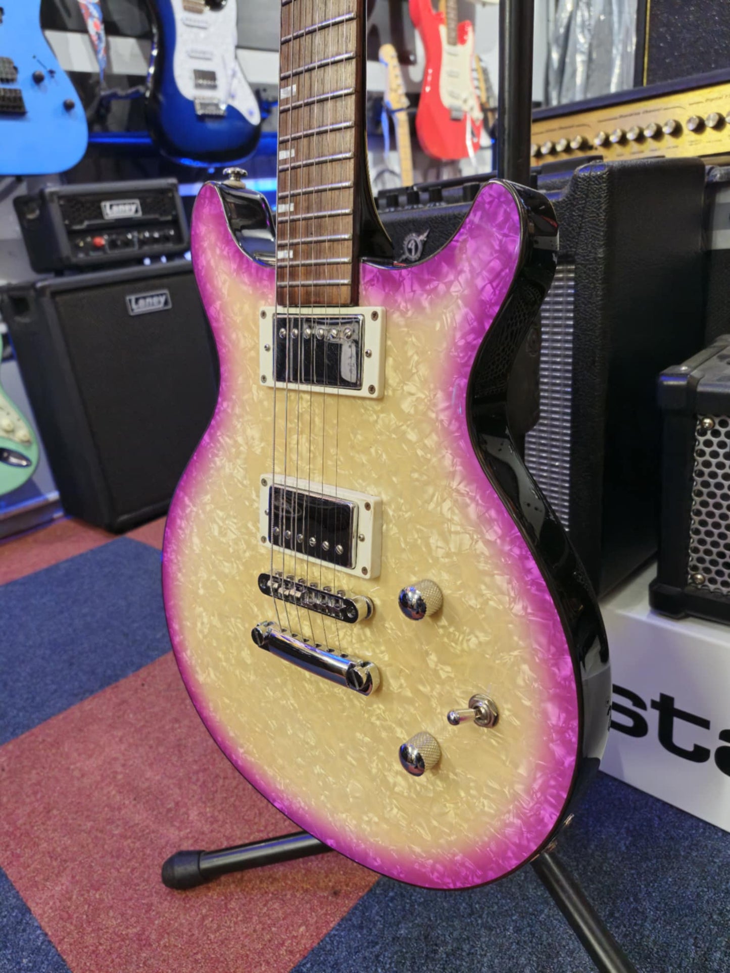 Daisy Rock Stardust Elite (Pre-owned)