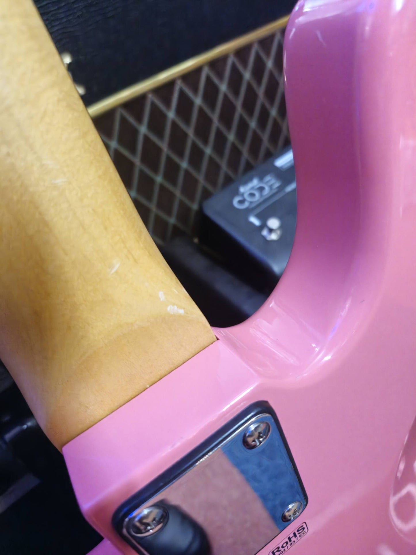 Gear4Music LA Bass Pink (Pre-owned)