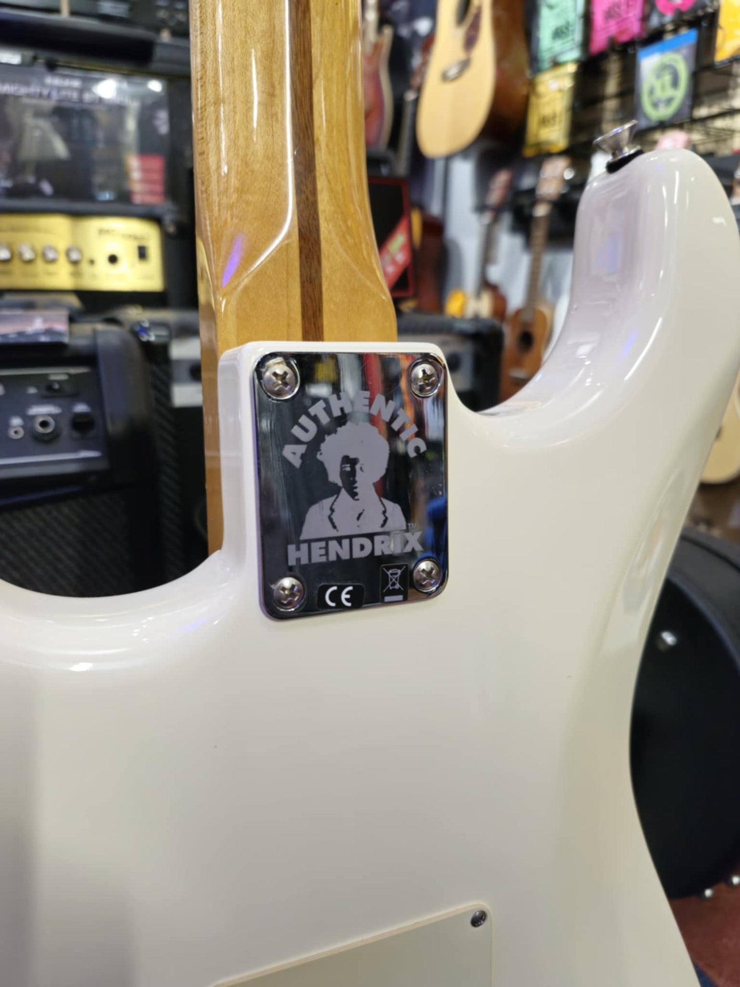 Jimi Hendrix Stratocaster Olympic White w/ Hardcase (Pre-owned)