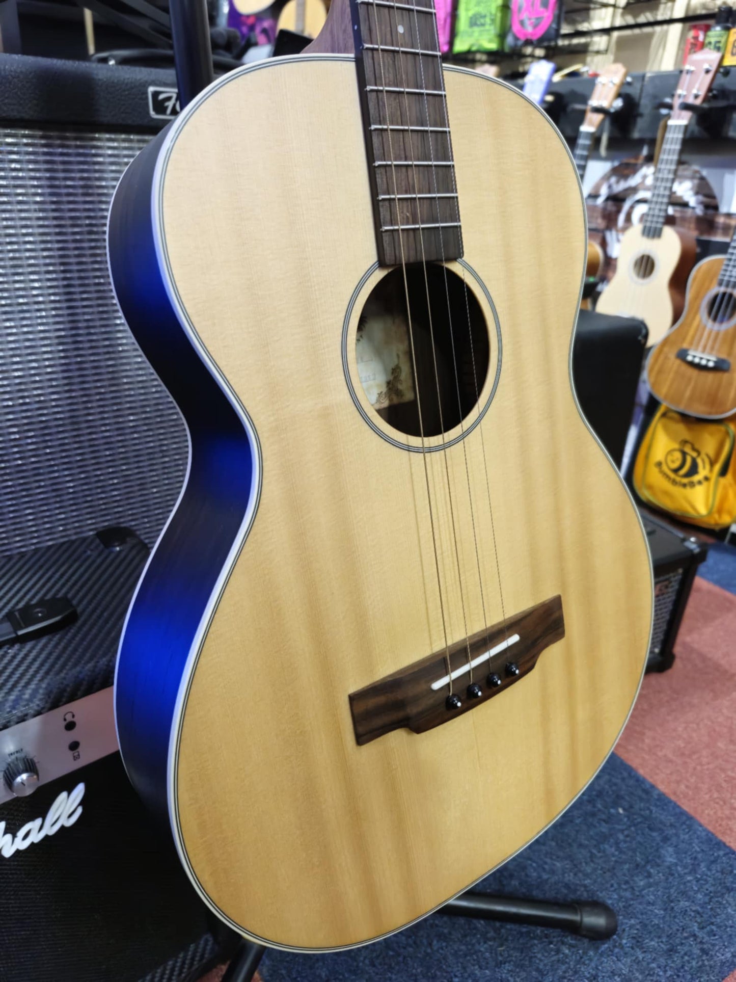 Kala KA-GTR Tenor Guitar (Pre-owned)
