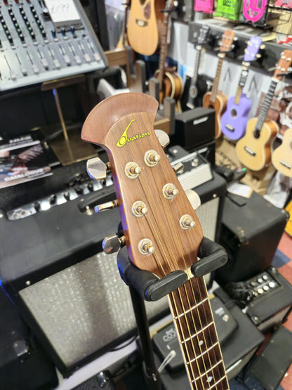 Ovation Celebrity Deluxe CC257 (Pre-owned)