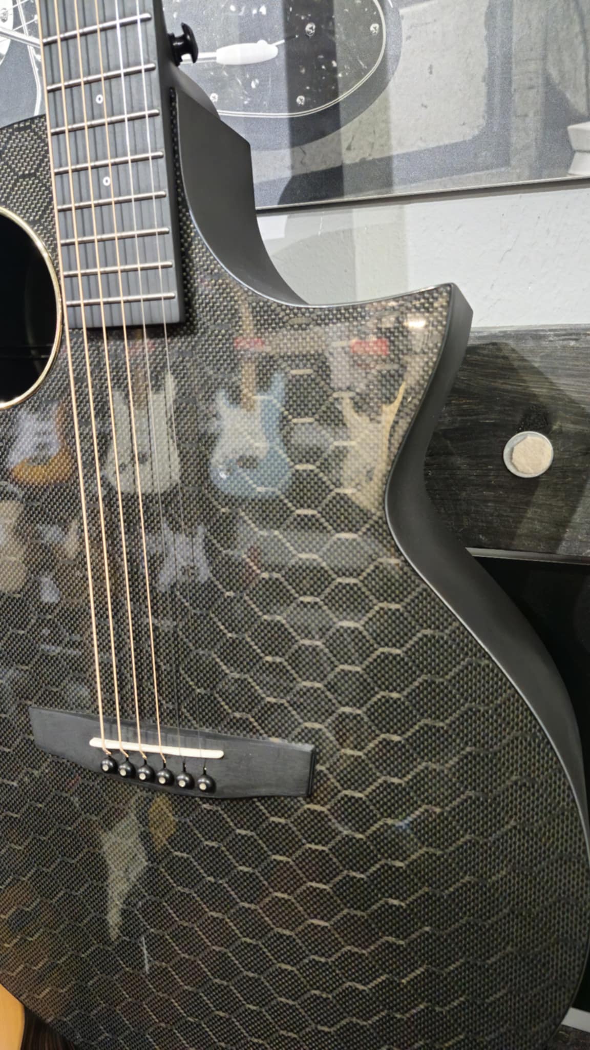 Enya X4 Pro Carbon Fiber AcousticPlus Guitar (B-STOCK)