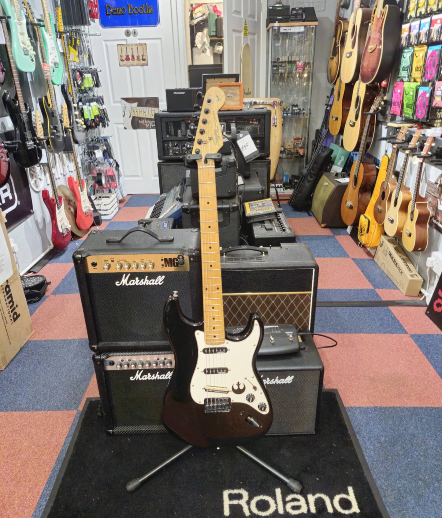 Squier Korean Strat (Pre-owned)