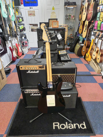 Squier Korean Strat (Pre-owned)