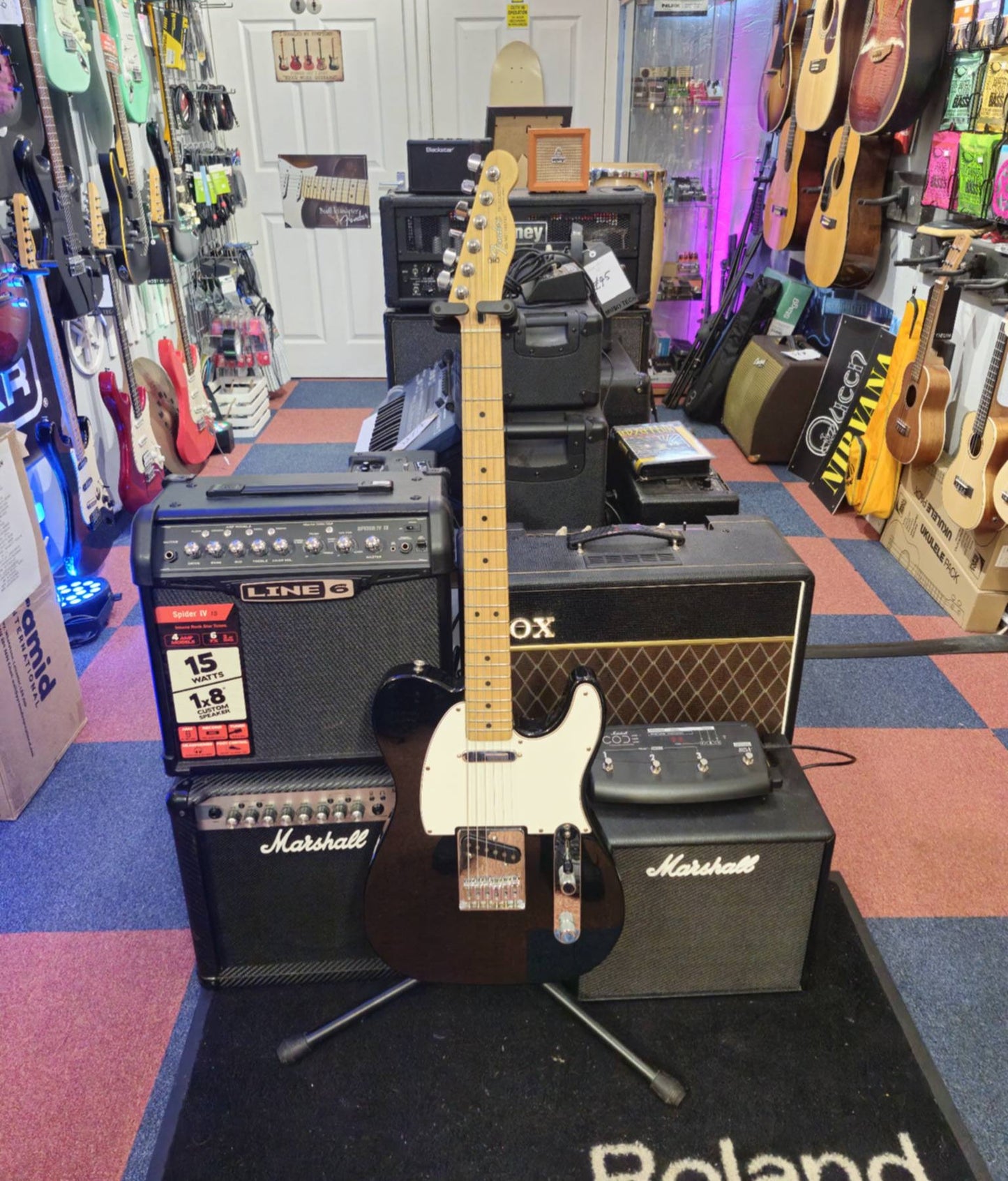 Fender Standard Telecaster MIM w/ Tex-Mex Pickups & Hard Case (Pre-owned)