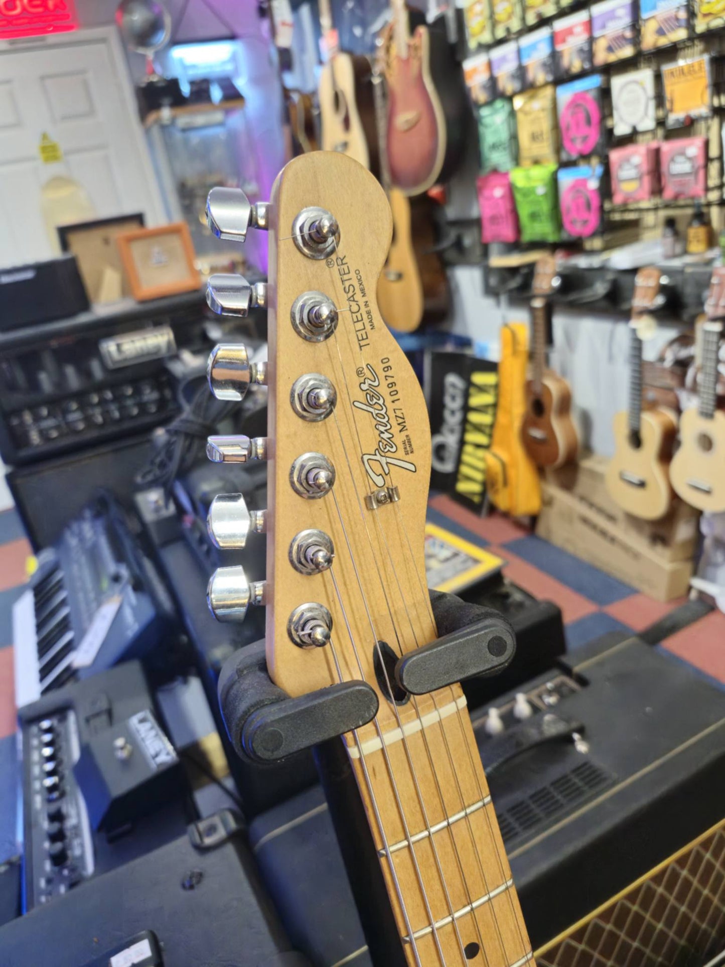 Fender Standard Telecaster MIM w/ Tex-Mex Pickups & Hard Case (Pre-owned)