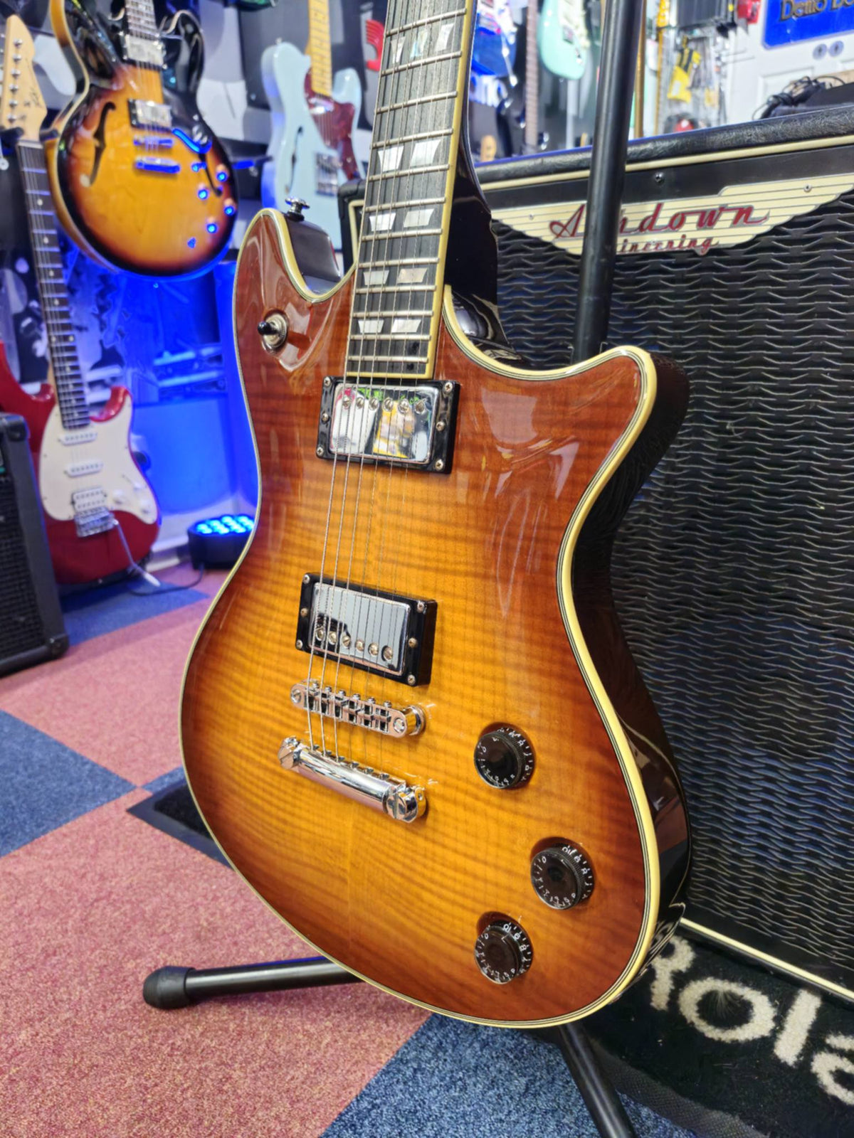 Schecter Tempest Custom 2010 w/Hard case (Pre-owned)